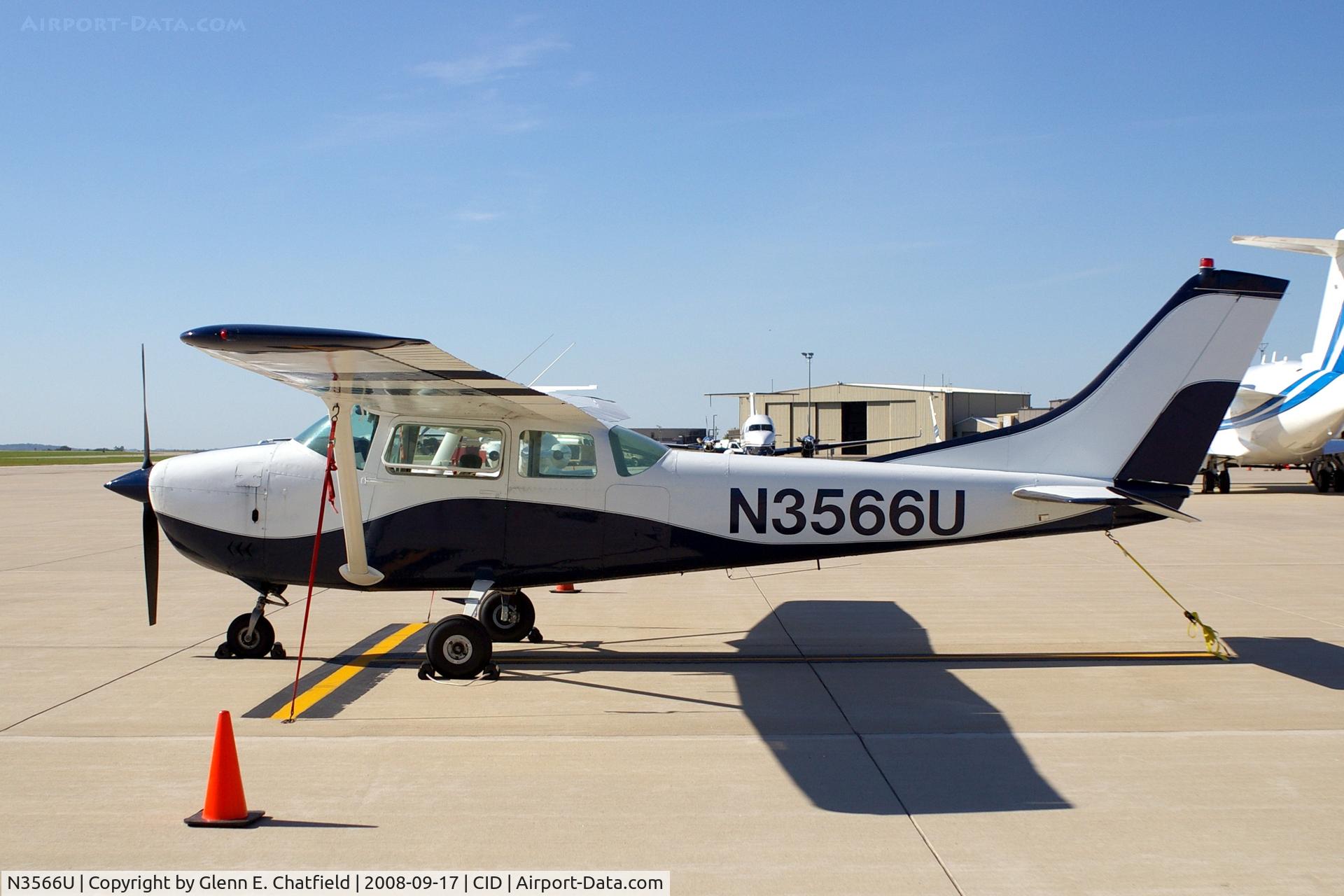 N3566U, 1963 Cessna 182F Skylane C/N 18254966, Jump plane on the Landmark ramp