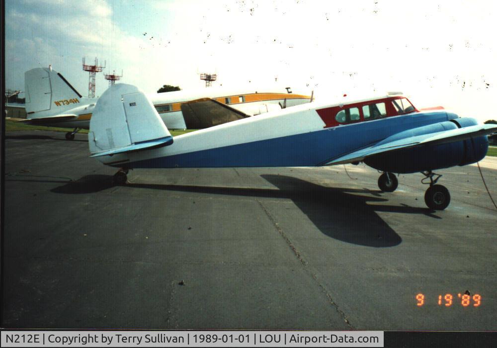N212E, 1943 Cessna UC-78B (T-50) Bobcat Bobcat C/N 4578, none
