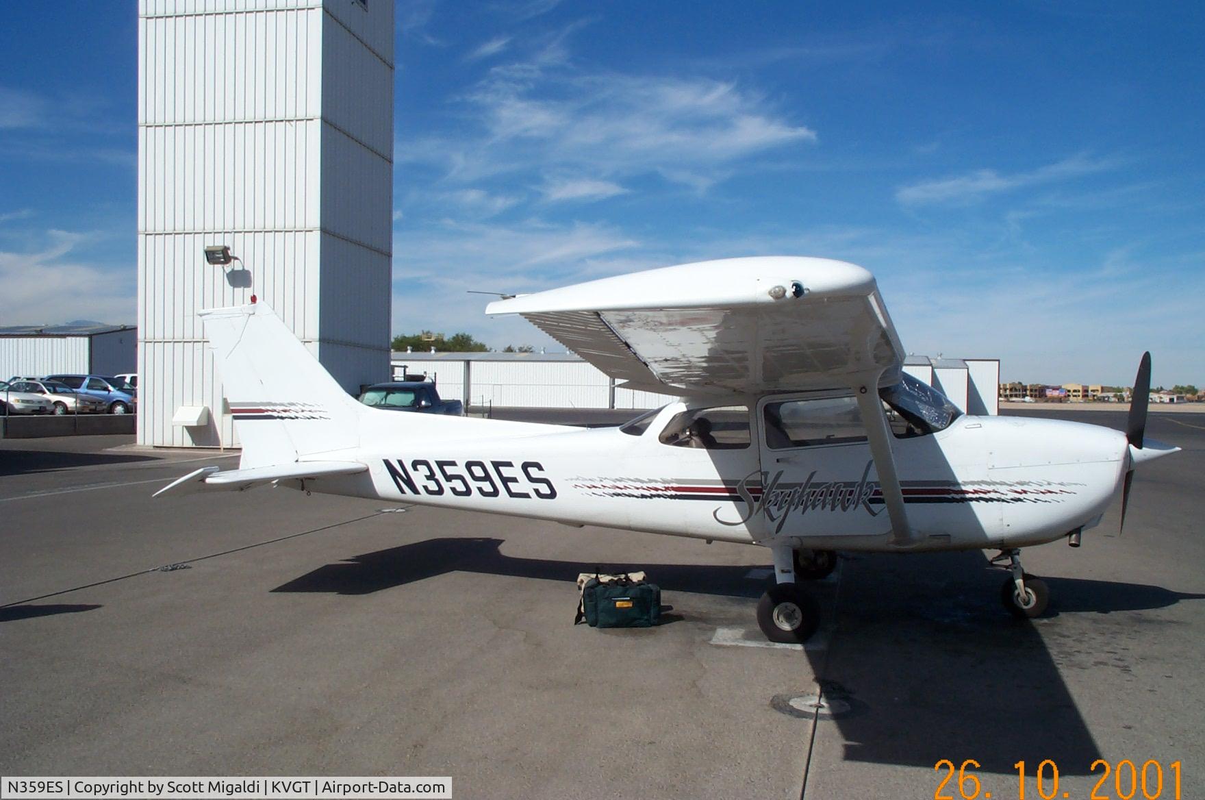 N359ES, 1997 Cessna 172R C/N 17280009, On the ramp at North Las Vegas