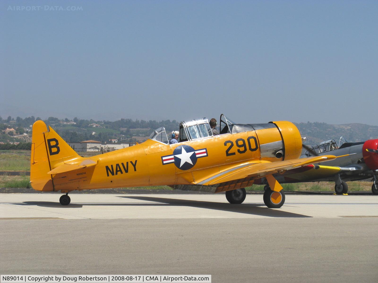 N89014, 1943 North American SNJ-5 Texan Texan C/N 84865, 1943 North American SNJ-5, P&W R-1340 600 Hp, taxi