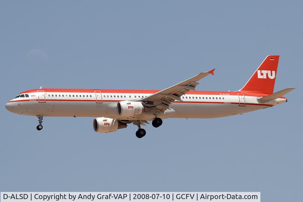 D-ALSD, 2001 Airbus A321-211 C/N 1607, LTU A321