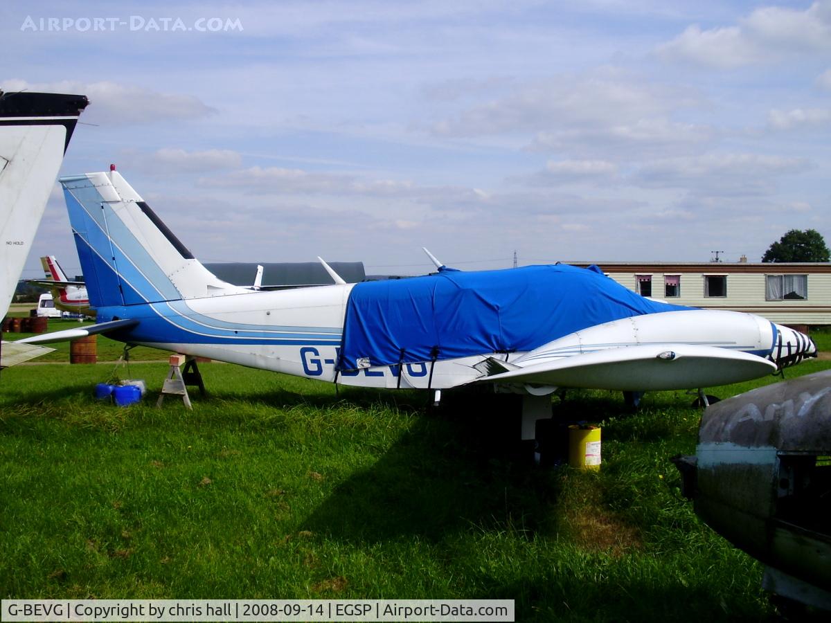 G-BEVG, 1975 Piper PA-34-200T Seneca II C/N 34-7570060, in the 