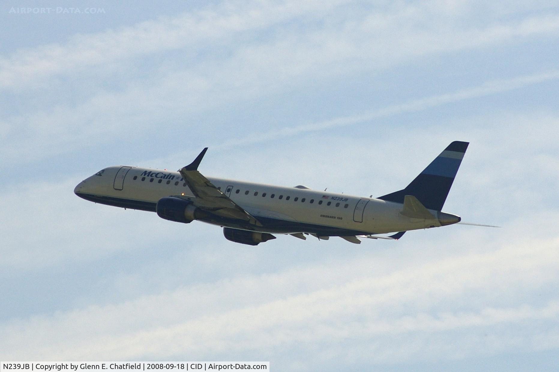 N239JB, 2006 Embraer 190AR (ERJ-190-100IGW) C/N 19000040, The press plane departs runway 9