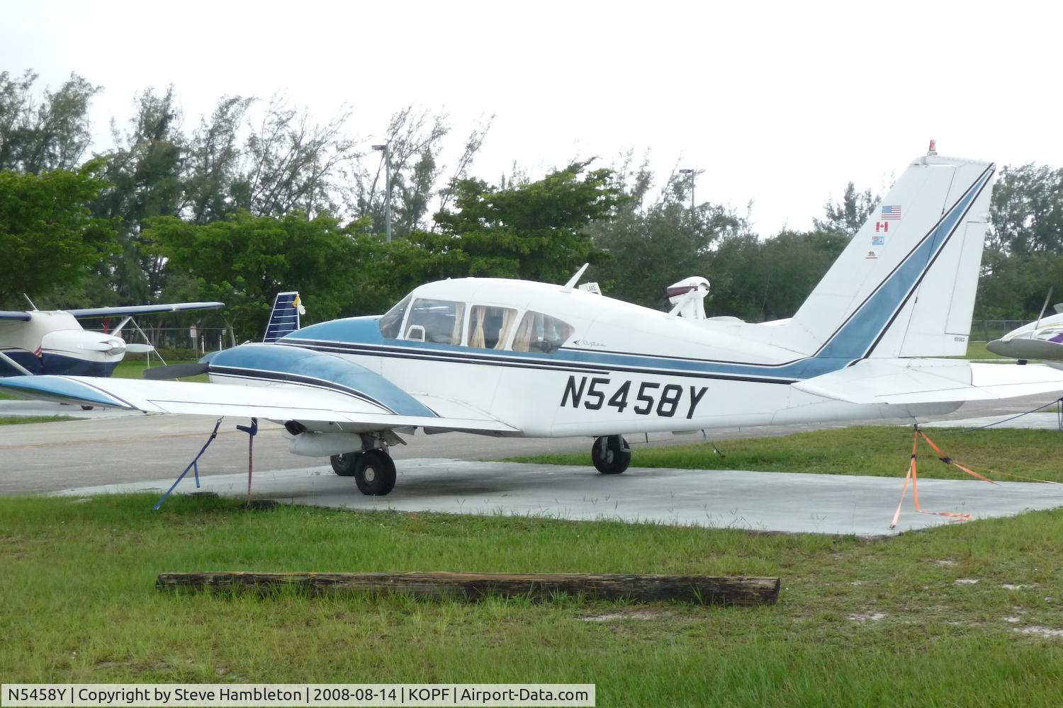 N5458Y, 1964 Piper PA-23-250 C/N 27-2543, At Opa Locka
