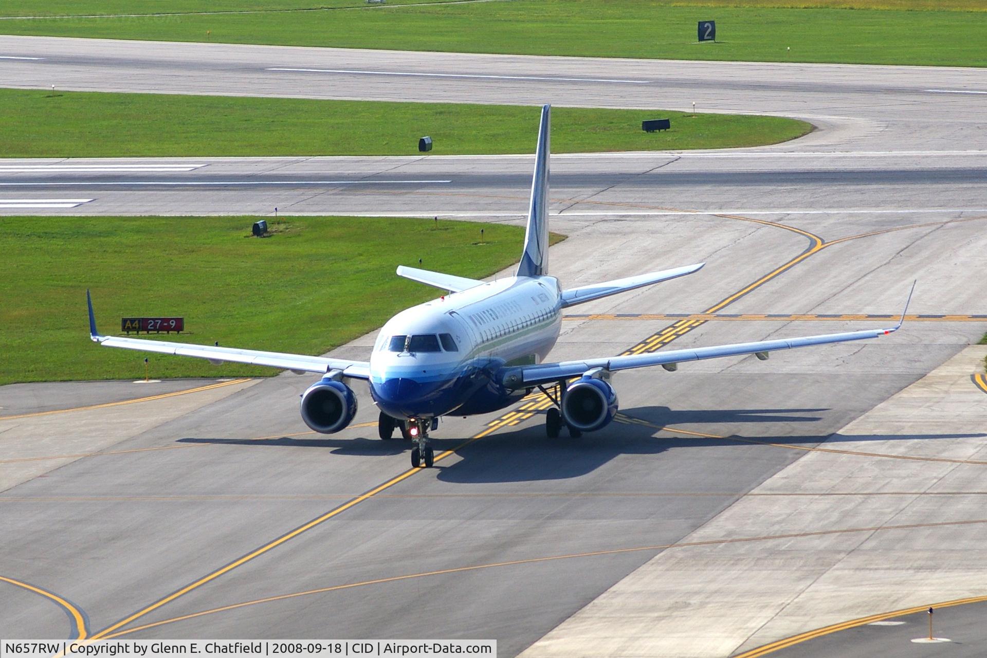 N657RW, 2005 Embraer 170SE (ERJ-170-100SE) C/N 17000115, Taxiing on Alpha 4 to the ramp
