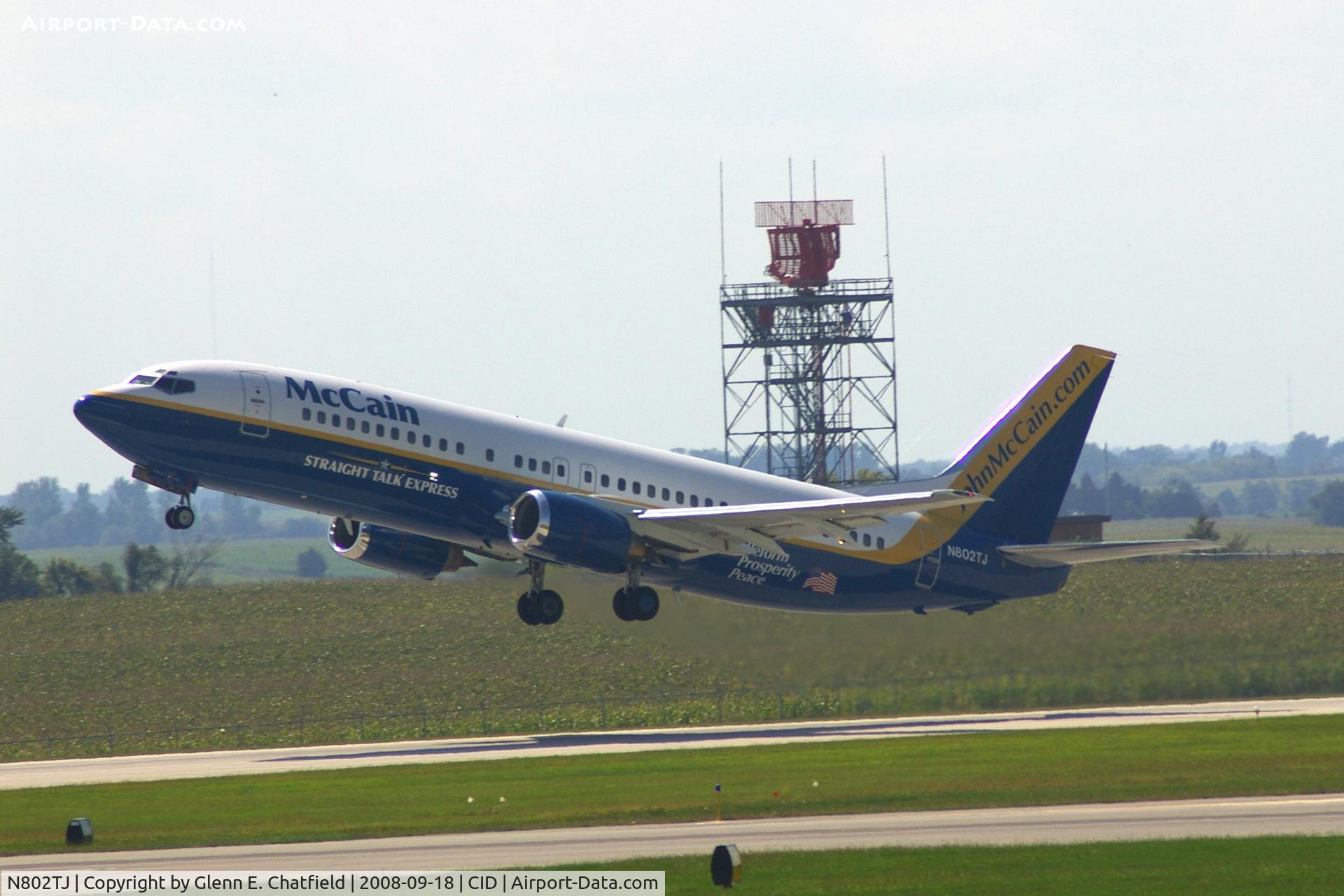 N802TJ, 1990 Boeing 737-4B7 C/N 24874, The candidates depart Runway 9