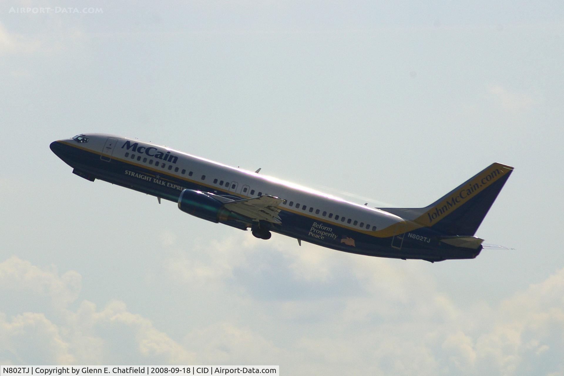 N802TJ, 1990 Boeing 737-4B7 C/N 24874, The candidates depart Runway 9