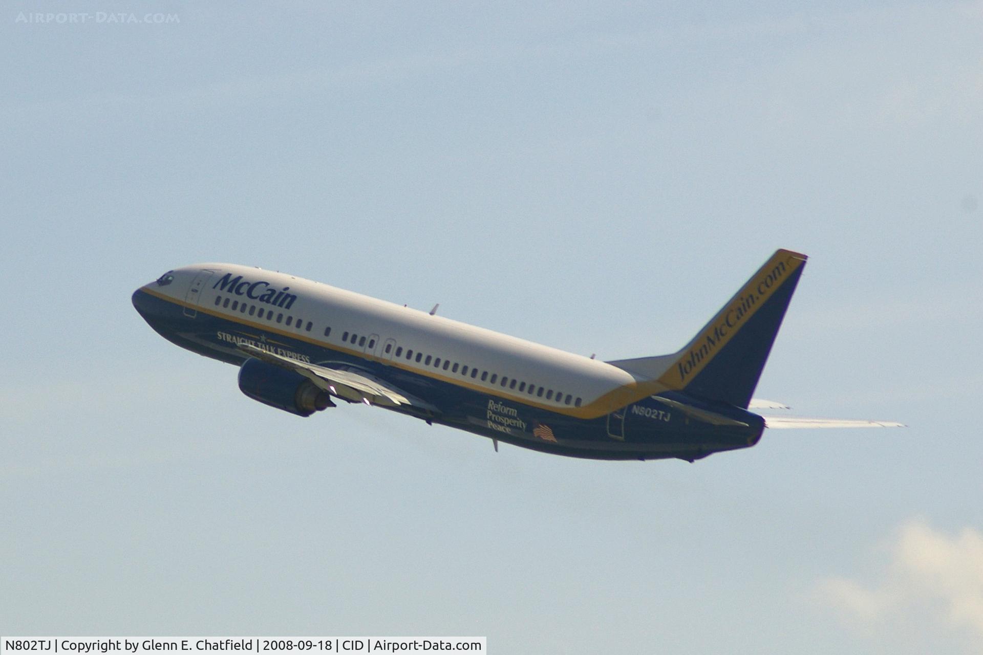 N802TJ, 1990 Boeing 737-4B7 C/N 24874, The candidates depart Runway 9