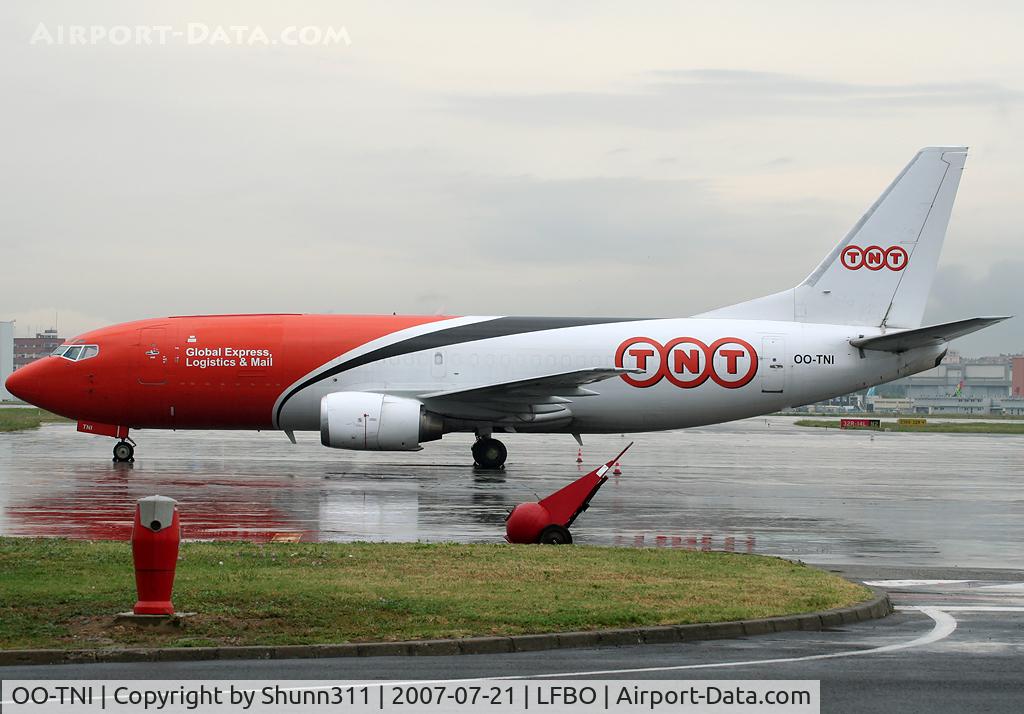 OO-TNI, 1986 Boeing 737-301 C/N 23512, PArked at the General Aviation area...