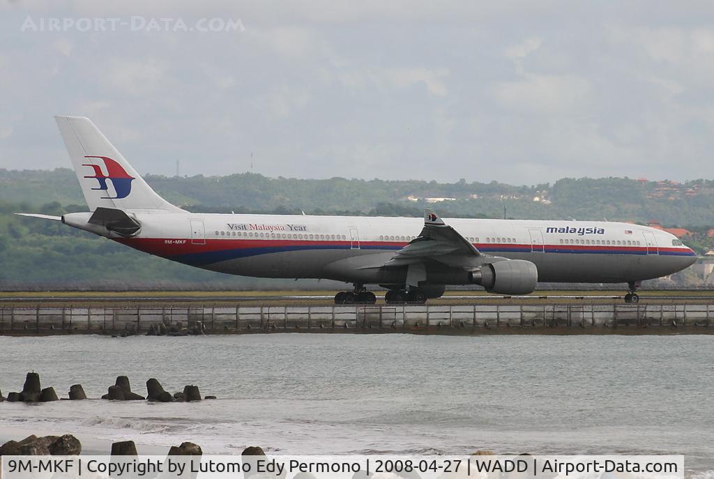 9M-MKF, Airbus A330-322 C/N 100, Malaysian Airlines