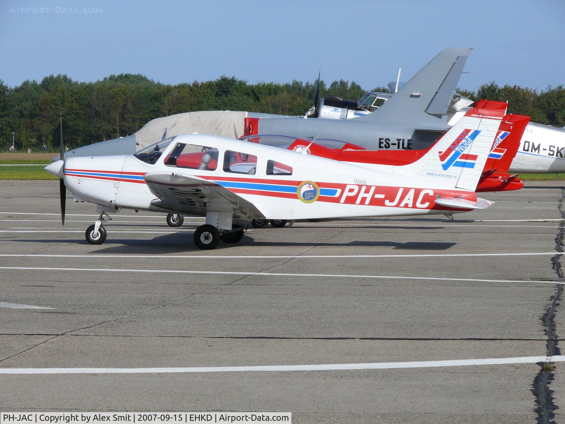 PH-JAC, 1984 Piper PA-28-161 C/N 28-8416130, Parked on the sunny static