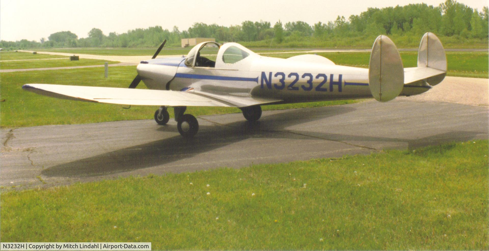 N3232H, 1946 Erco 415C Ercoupe C/N 3857, Landings Airport Huntley Il.