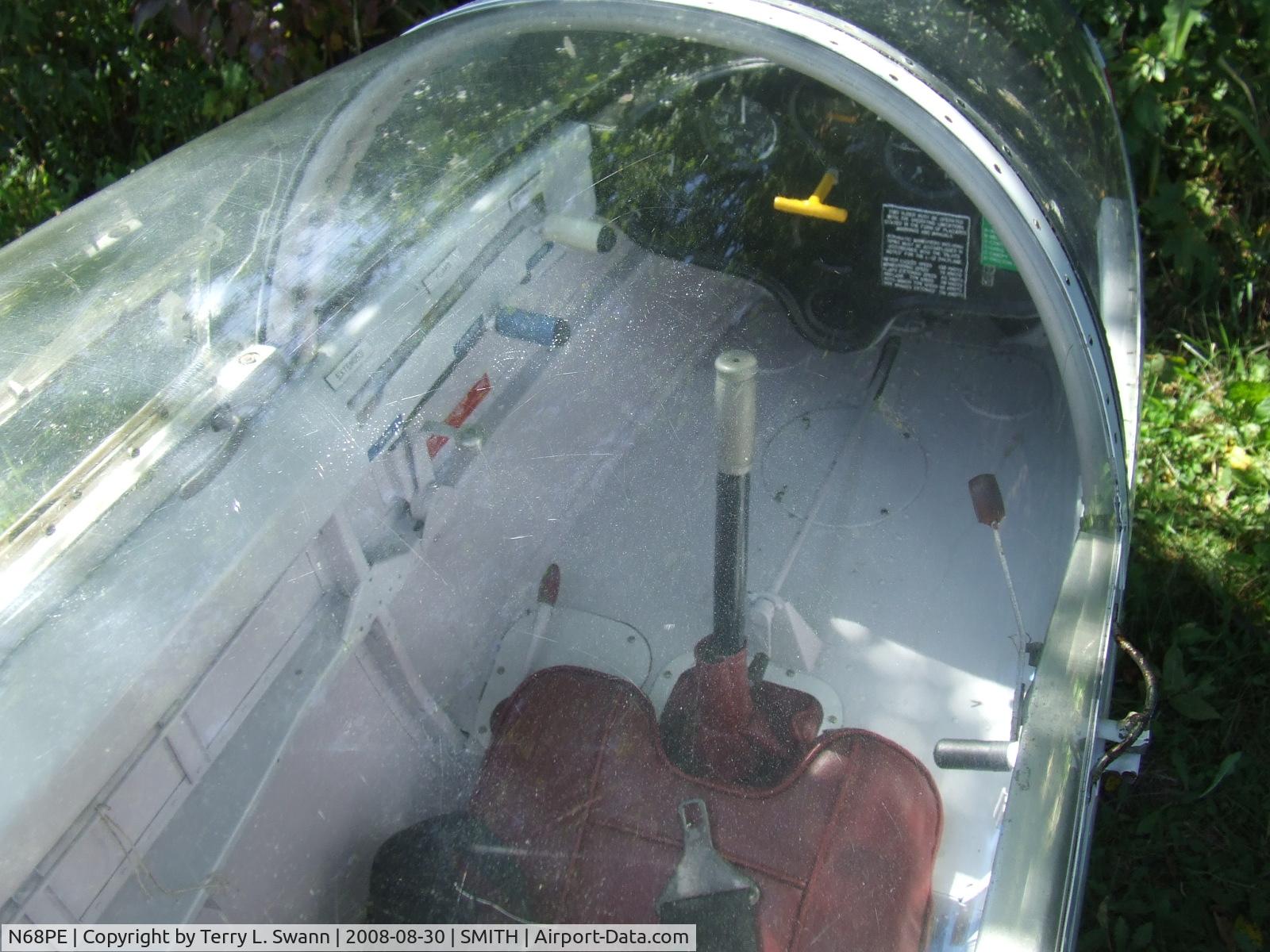 N68PE, Let L-13 Blanik C/N 173160, Cockpit.