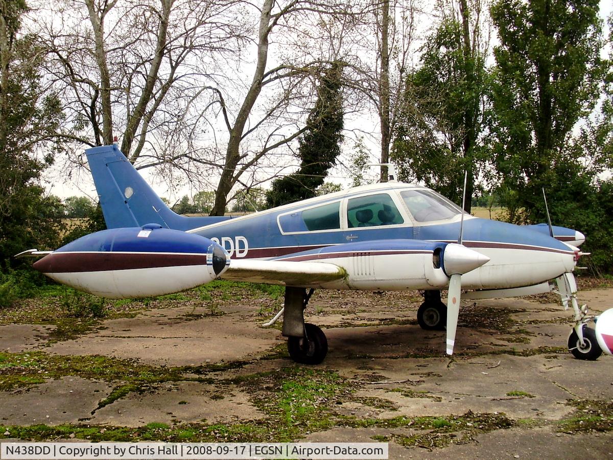 N438DD, 1960 Cessna 310D C/N 39278, slowly rotting away