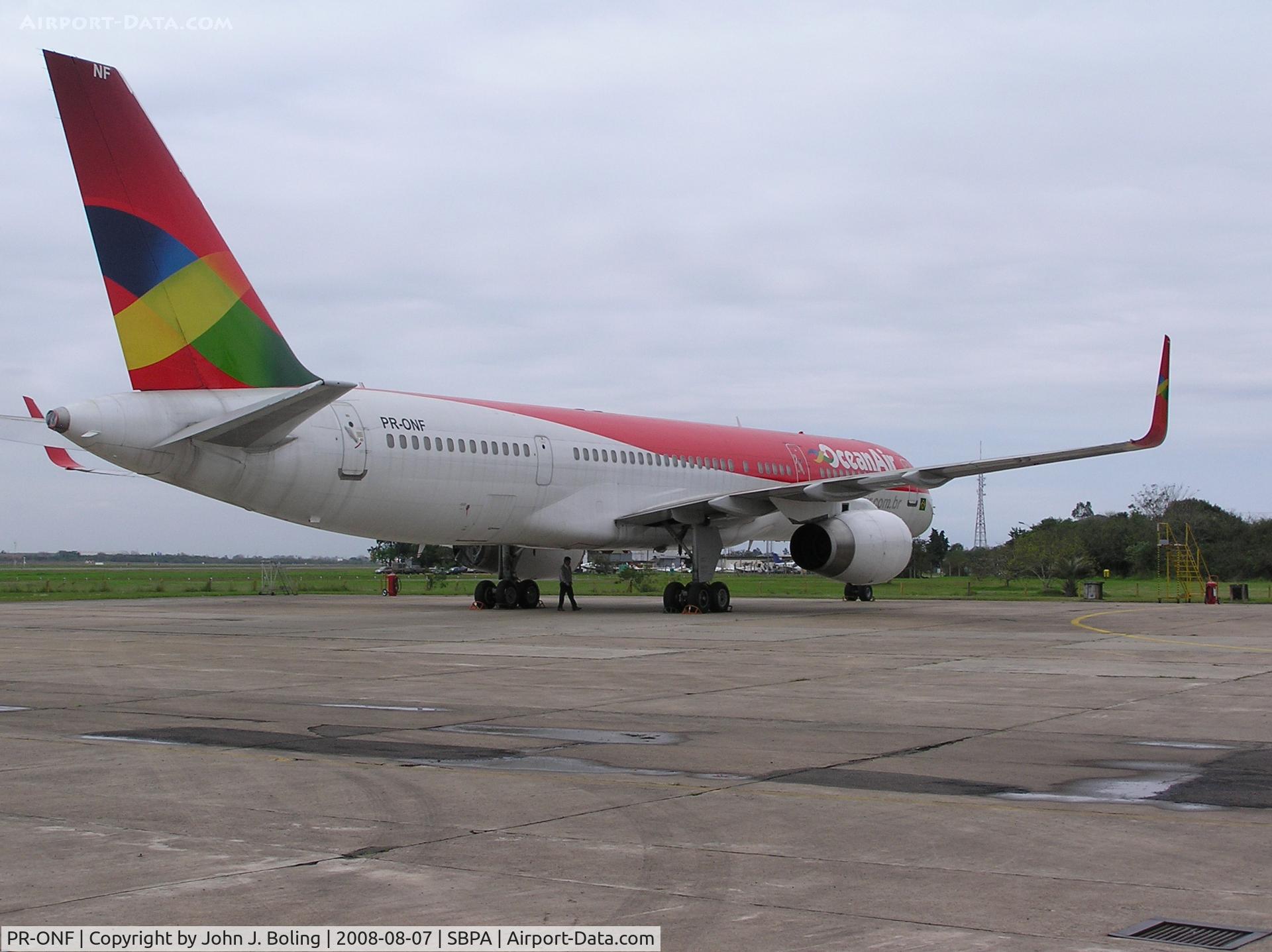 PR-ONF, 1994 Boeing 757-2K2 C/N 26635, B-757 awaiting maintenance at VEM, Porto Alegre, Brazil