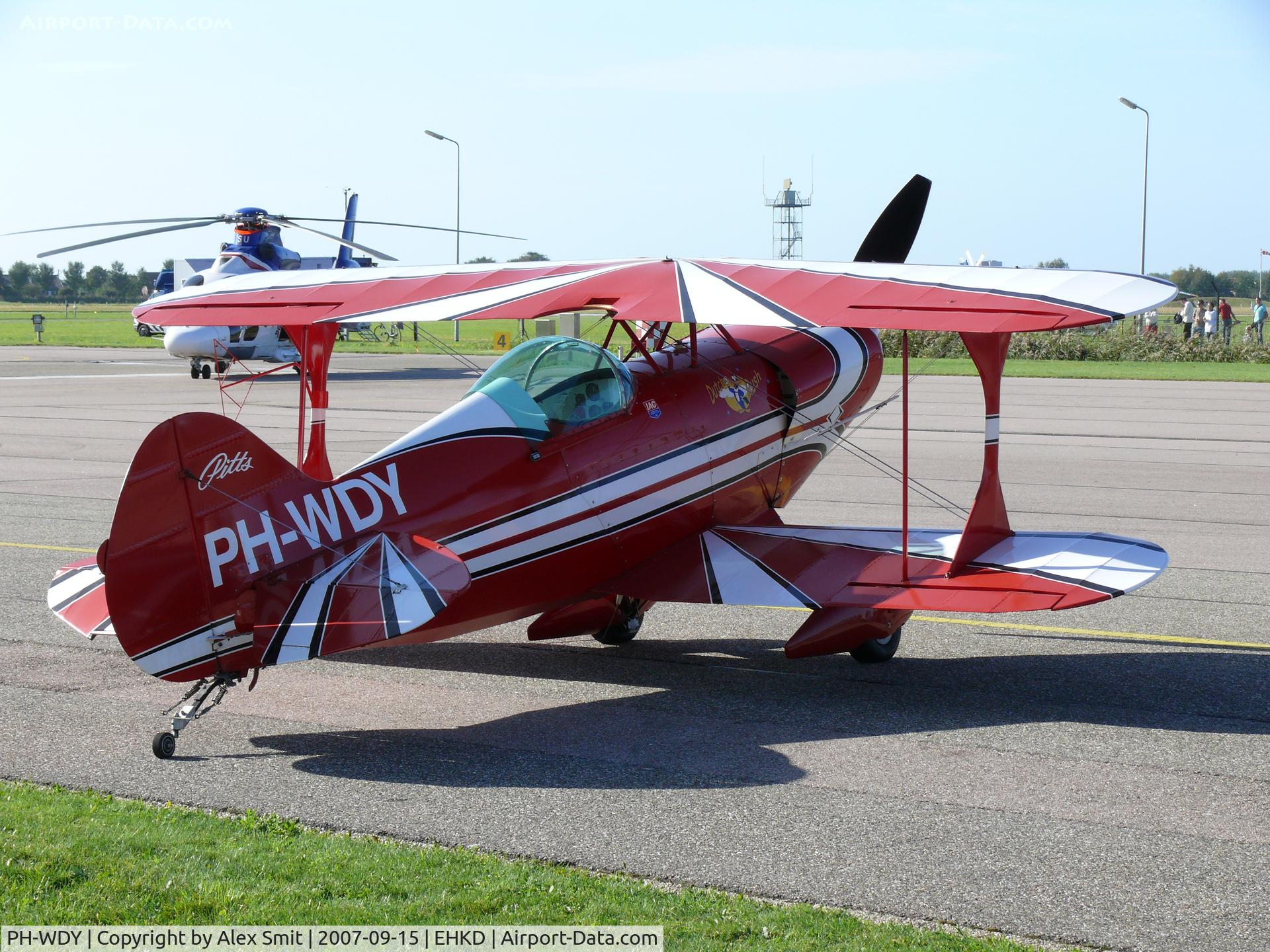PH-WDY, Pitts S-1S Special C/N Well4Q2, Mean machine for extreme aerobatics