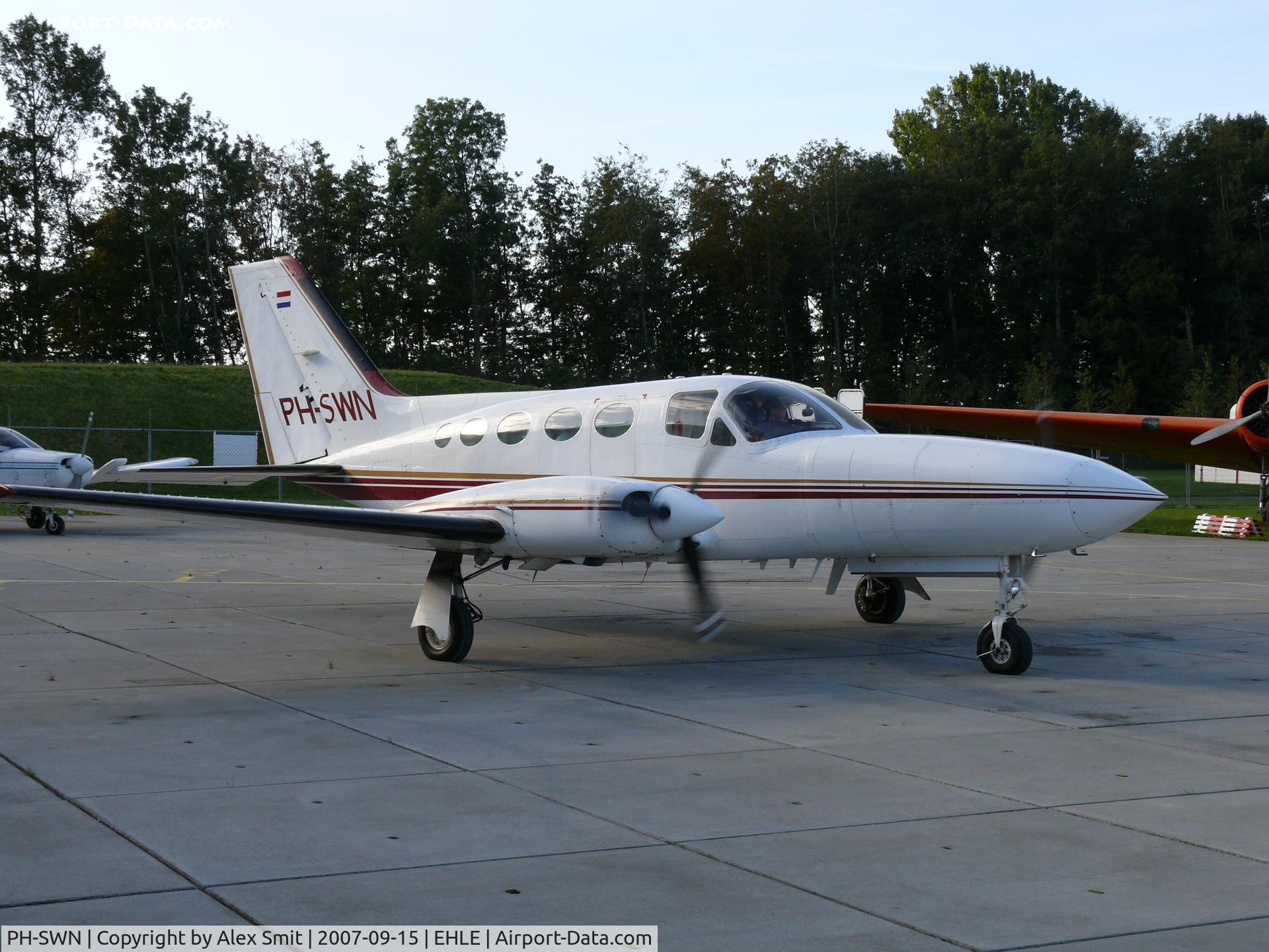 PH-SWN, 1979 Cessna 414A Chancellor C/N 414A0420, Arriving on the Aviodrome Museum Apron