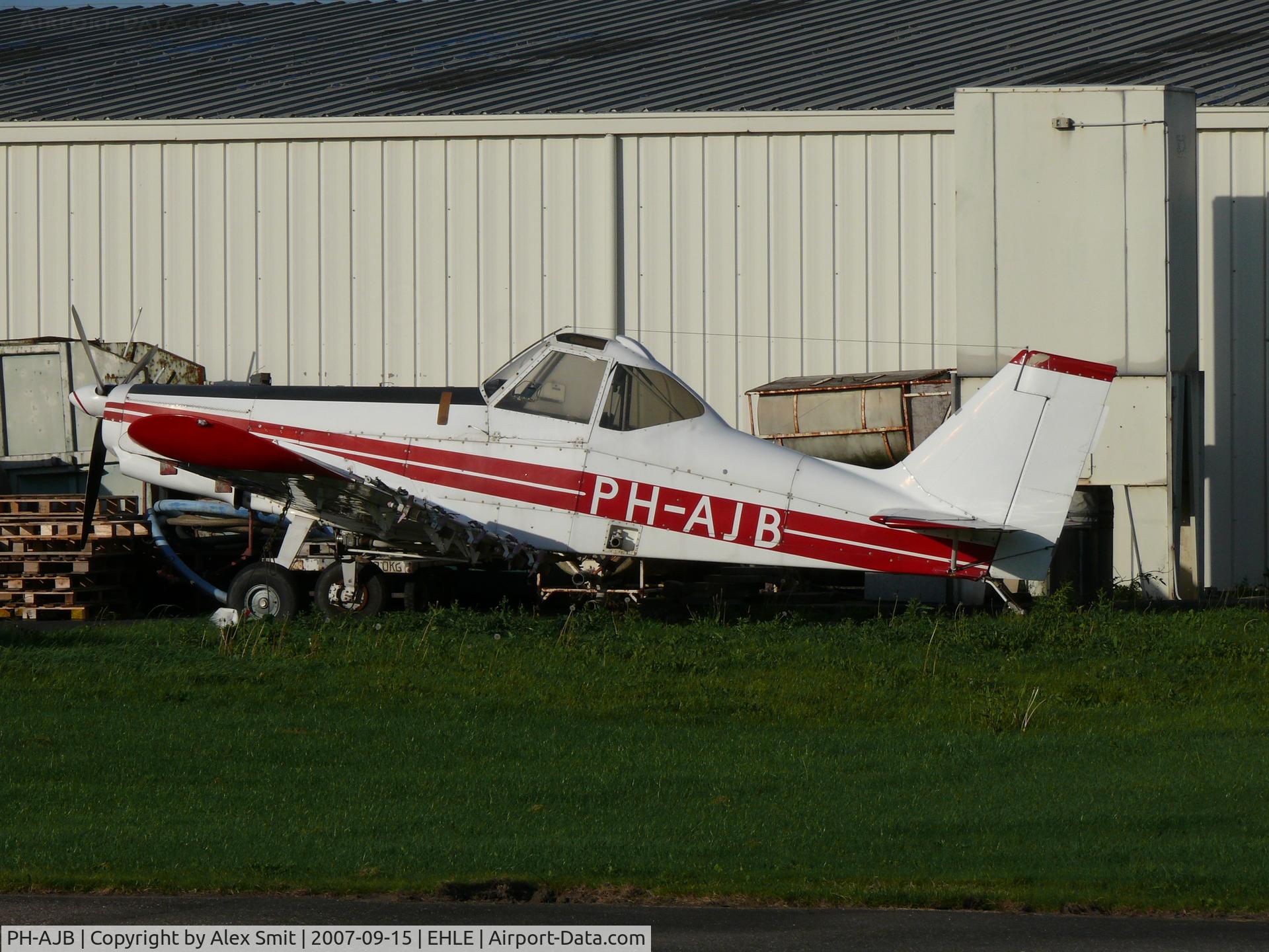 PH-AJB, 1975 Piper PA-36-285 Pawnee Brave C/N 36-7560040, Parked and waiting for action