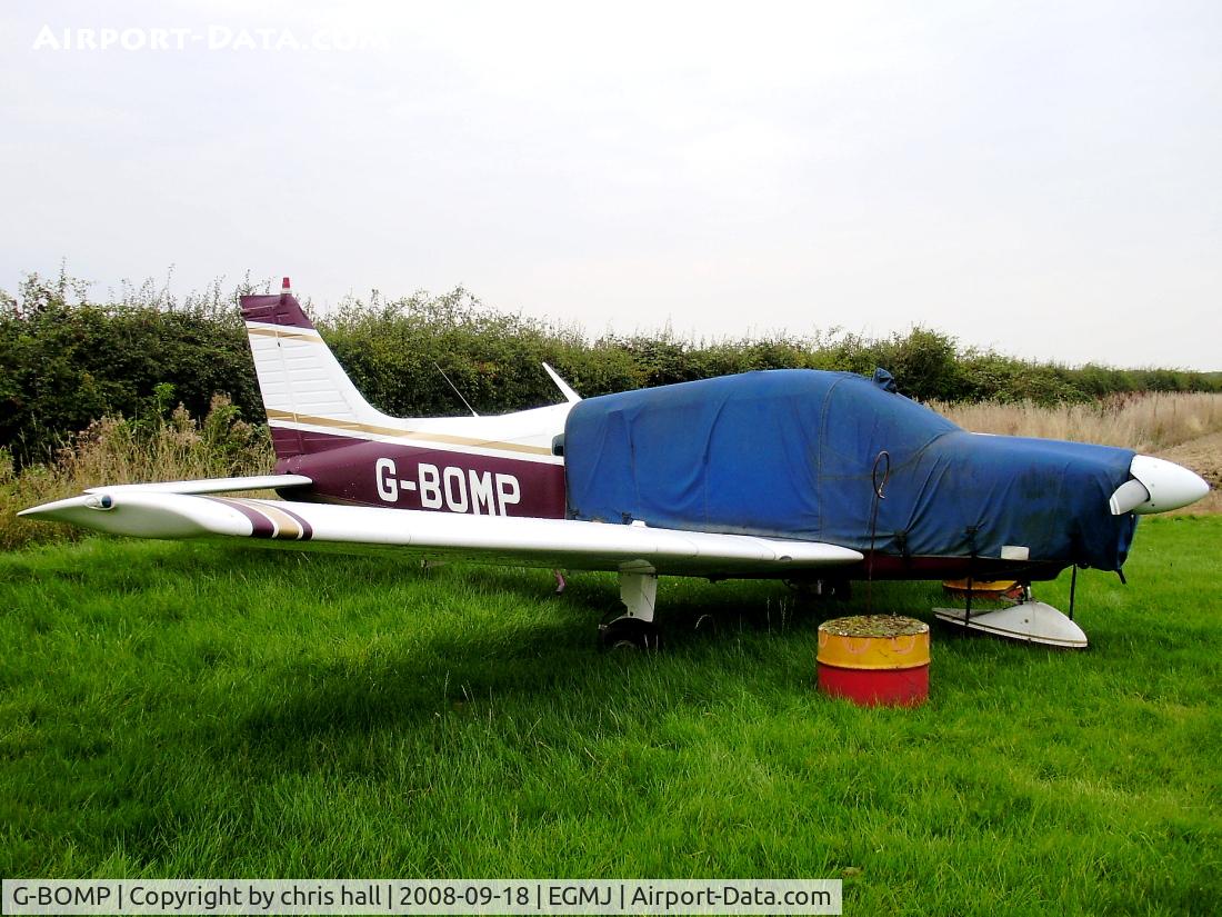 G-BOMP, 1977 Piper PA-28-181 Cherokee Archer II C/N 28-7790249, private