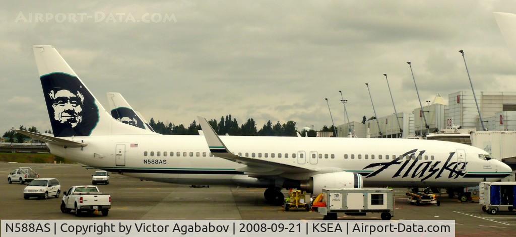 N588AS, 2007 Boeing 737-890 C/N 35685, At Seattle Tacoma