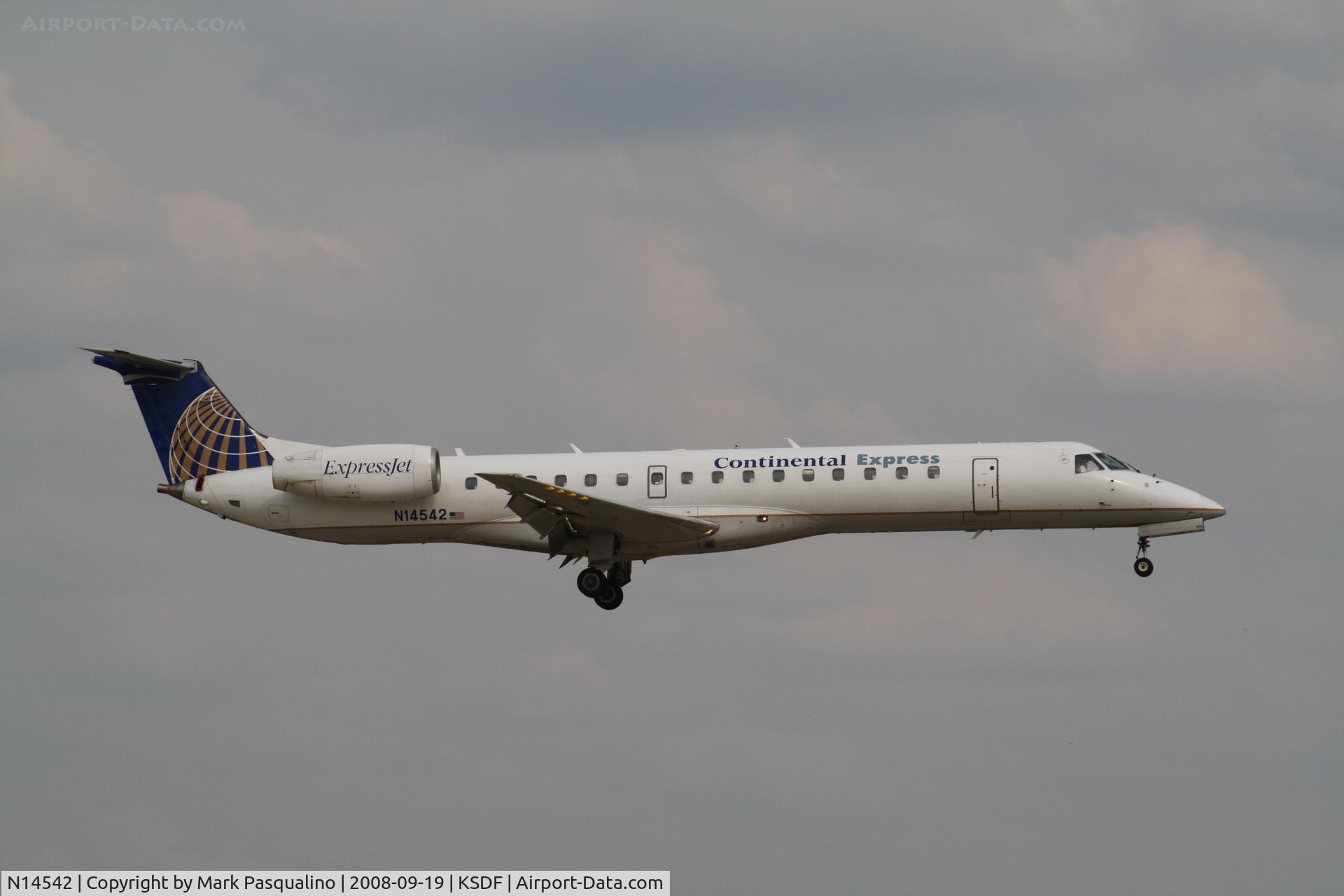 N14542, 2001 Embraer ERJ-145LR (EMB-145LR) C/N 145547, EMB-145LR