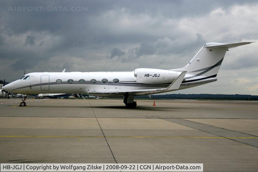 HB-JGJ, 2008 Gulfstream Aerospace GIV-X (G450) C/N 4122, visitor