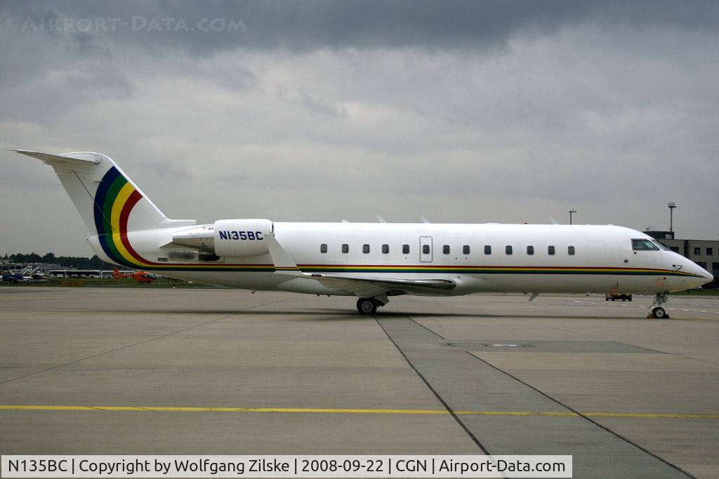 N135BC, 1995 Canadair CRJ-100SE (CL-600-2B19) C/N 7075, visitor