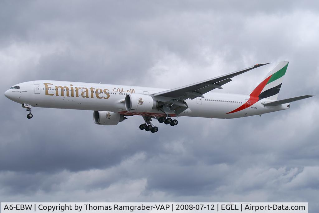 A6-EBW, 2006 Boeing 777-36N/ER C/N 32793, Emirates Boeing 777-300