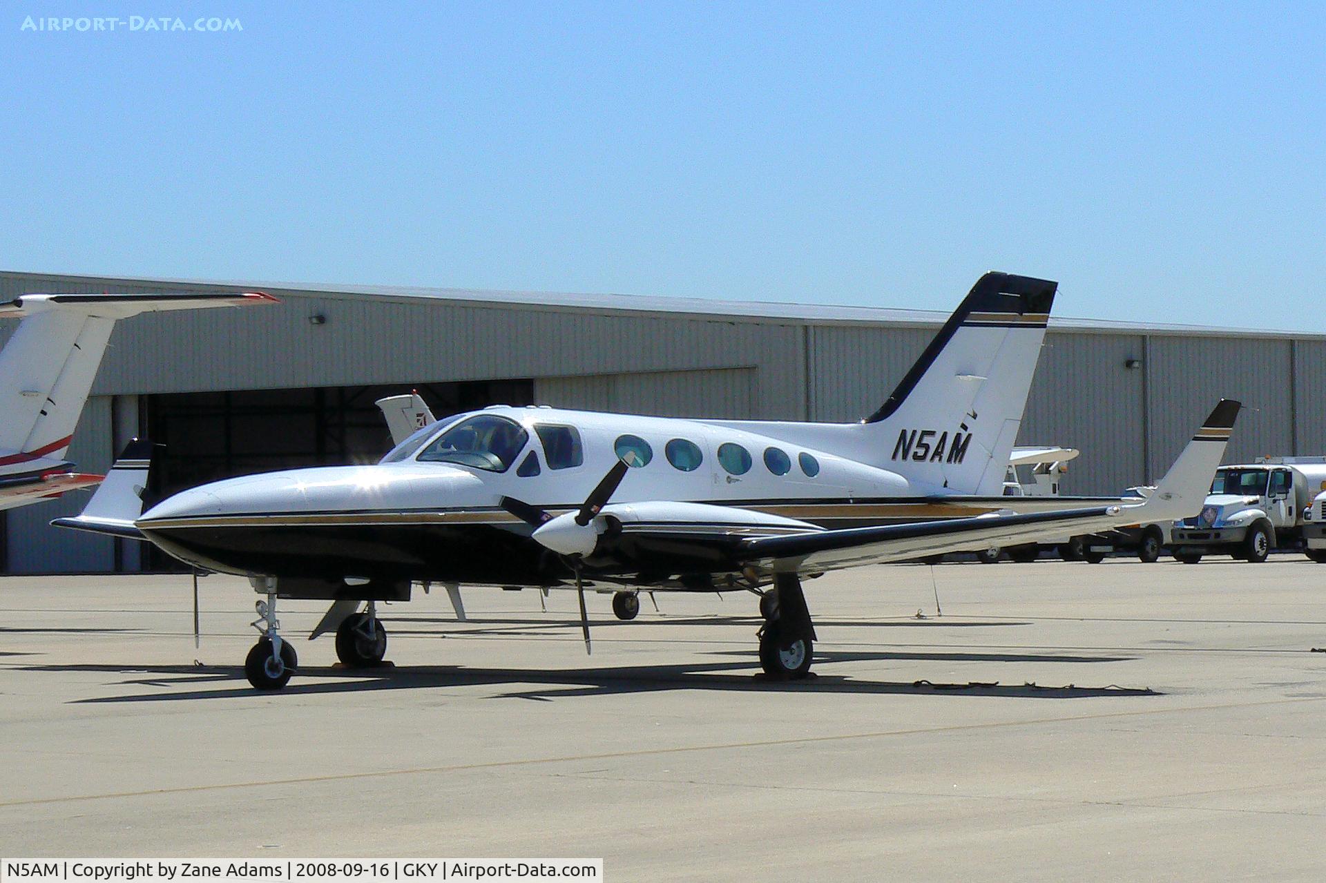 N5AM, 1979 Cessna 414A Chancellor C/N 414A0441, At Arlington Municipal