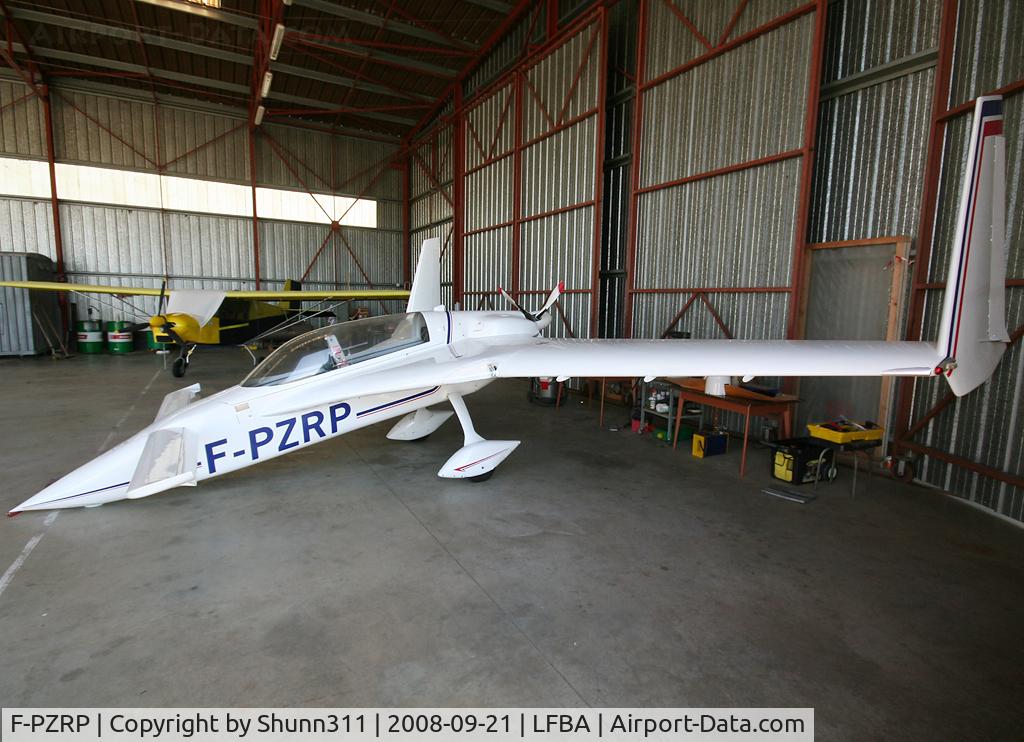 F-PZRP, 1984 Rutan Long-EZ C/N 621, Parked inside Airclub's hangar...