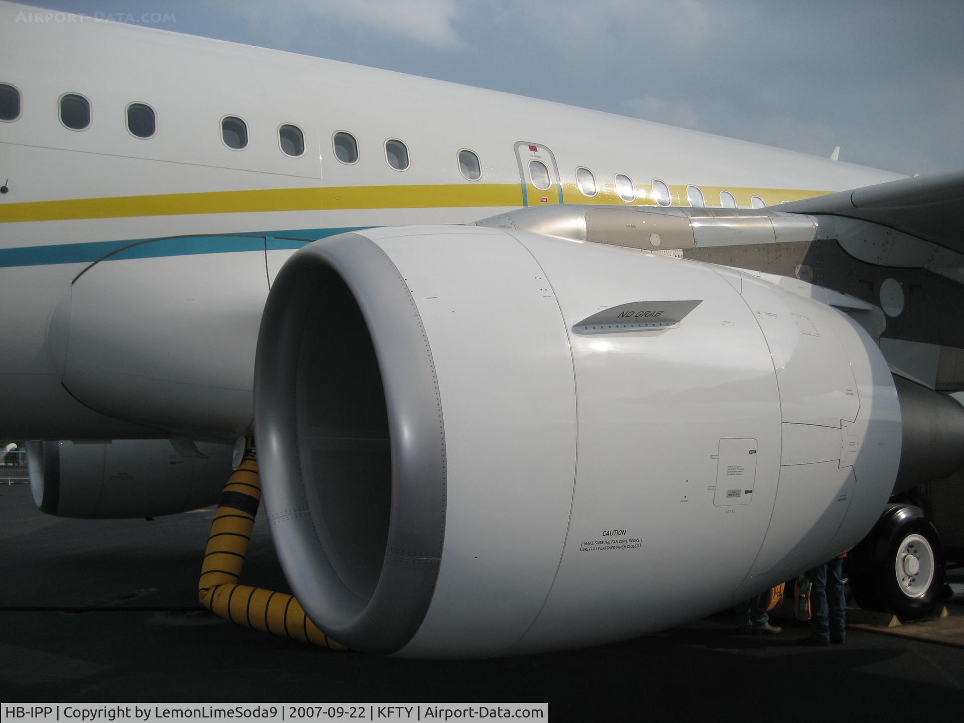 HB-IPP, 2006 Airbus ACJ318 (A318-112/CJ) C/N 2910, Just another day at the airport.