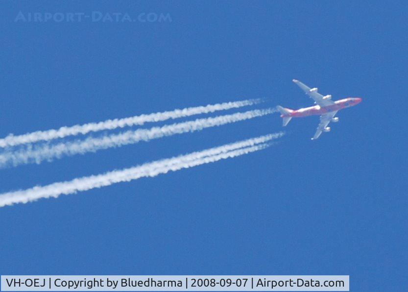 VH-OEJ, 2003 Boeing 747-438/ER C/N 32914, I did not know what this was at the time it flew over Denver, Colorado heading North East. Looks like (Wunala Dreaming) of Qantas.