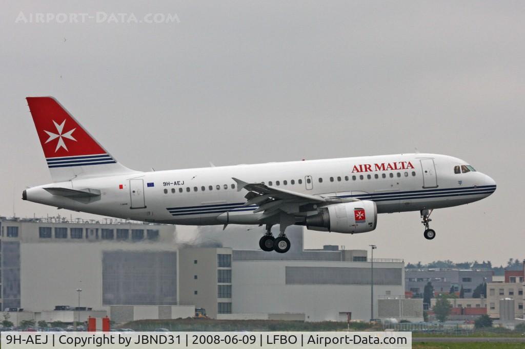 9H-AEJ, 2004 Airbus A319-112 C/N 2186, A319-112