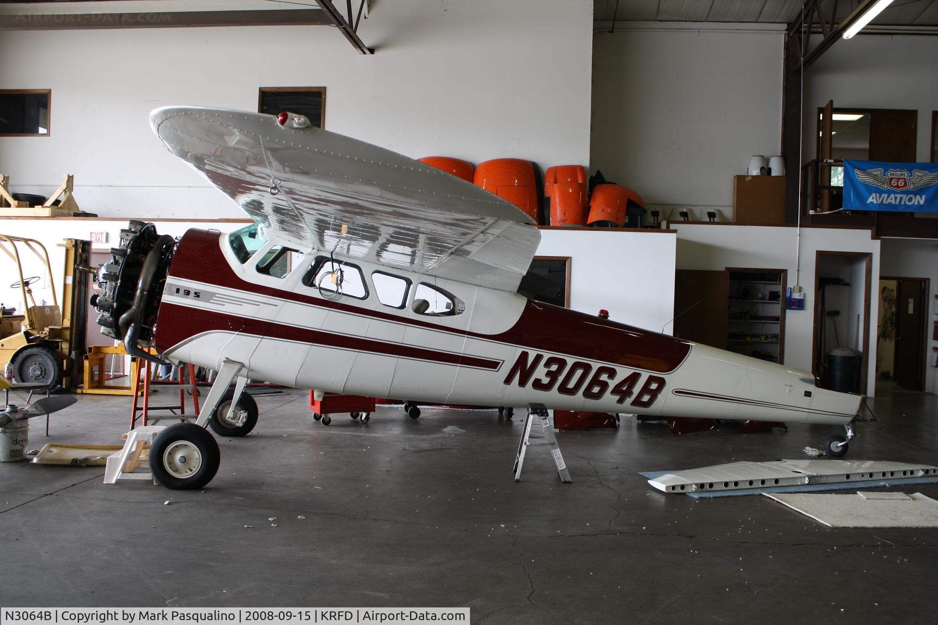 N3064B, 1952 Cessna 195B Businessliner C/N 7947, Cessna 195B