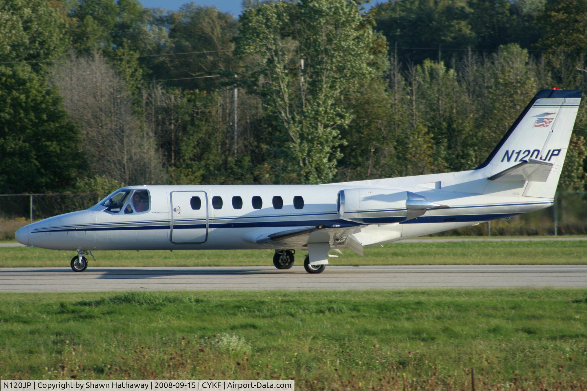 N120JP, 1983 Cessna 550 C/N 550-0468, Landing Runway 07 (Canon XT, 70-300mm)