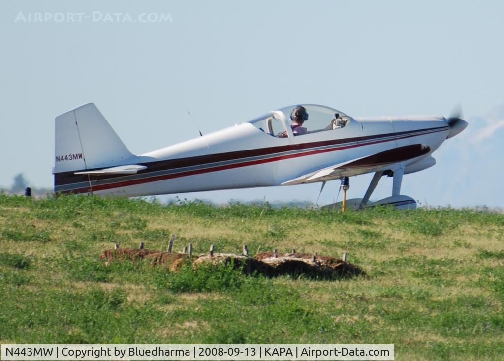 N443MW, 1992 Vans RV-6 C/N 21057, Position and hold for 17L with Pikes Peak in the Distance.