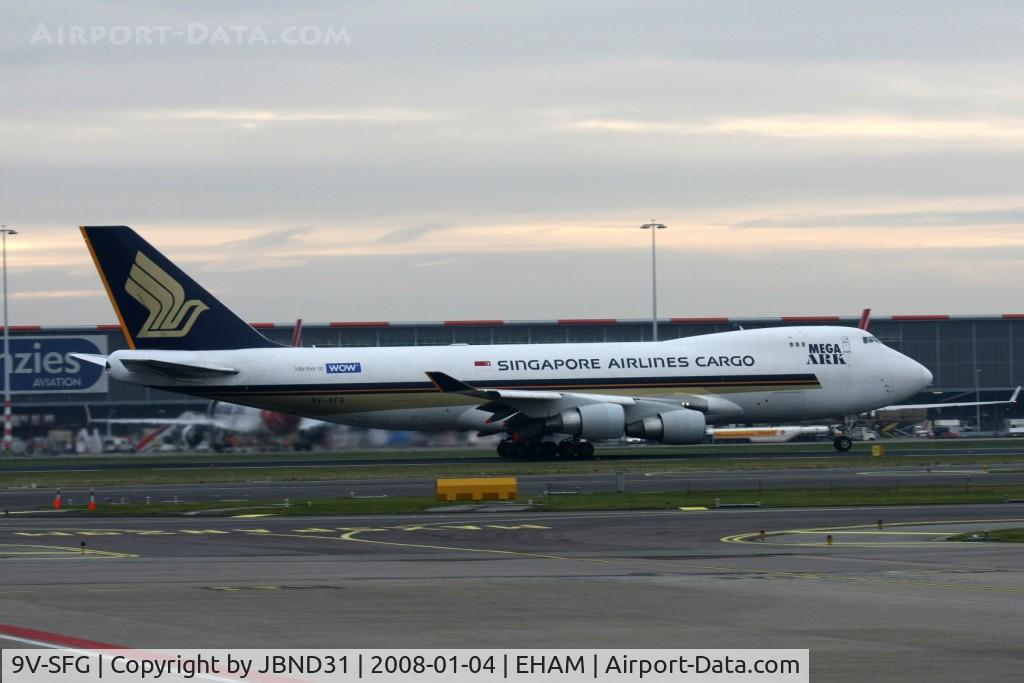 9V-SFG, 1998 Boeing 747-412F/SCD C/N 26558, Boeing 747-412F (SCD)