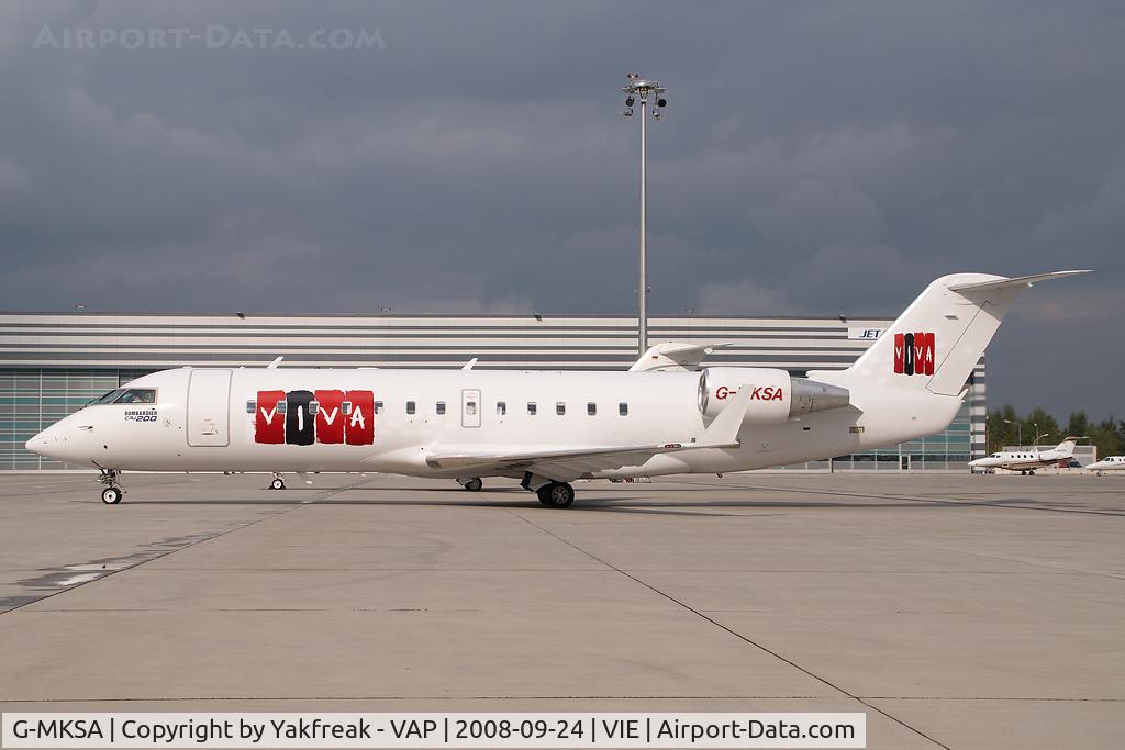 G-MKSA, 1998 Bombardier CRJ-200LR (CL-600-2B19) C/N 7283, Regionaljet 200