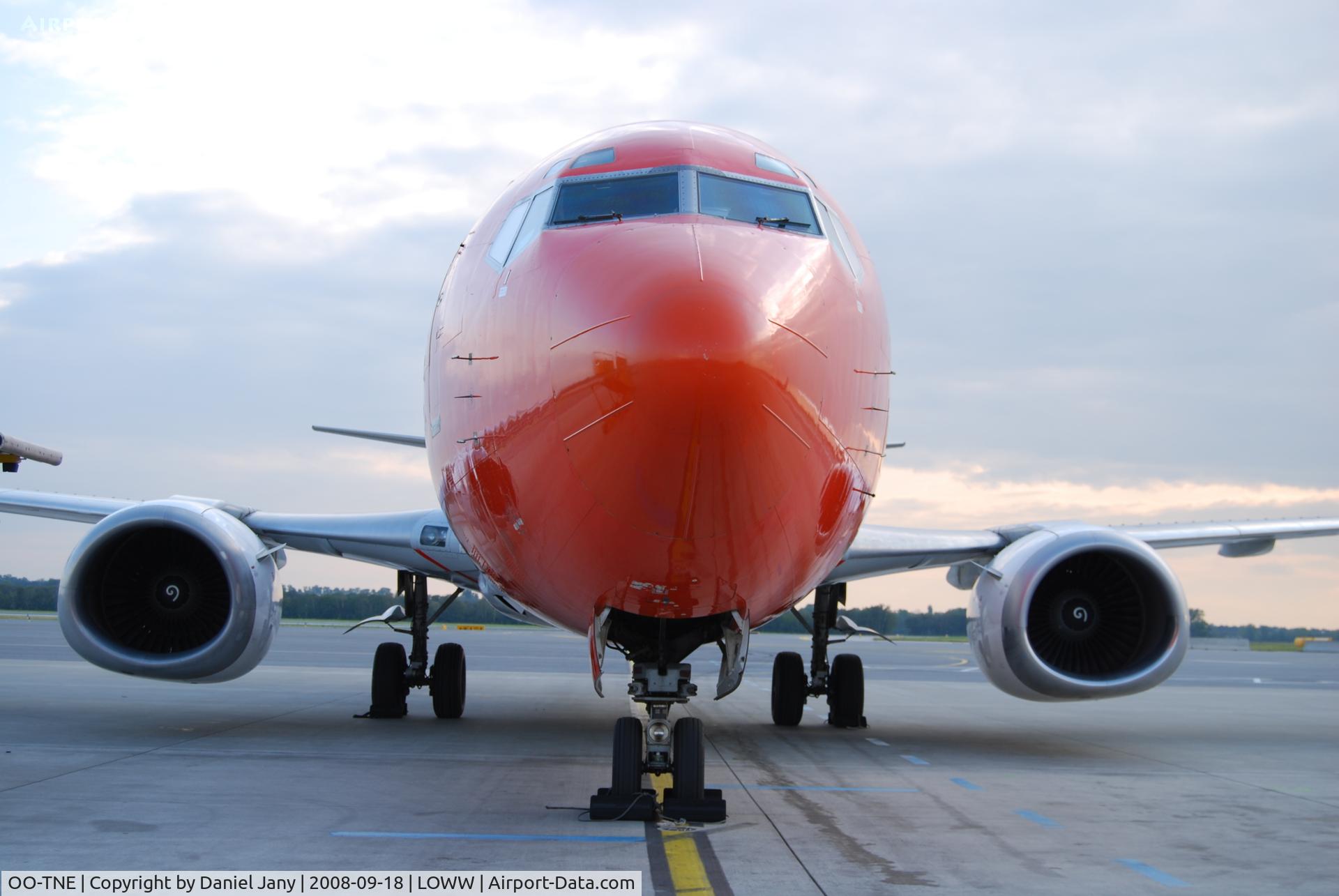 OO-TNE, 1986 Boeing 737-3Q8 C/N 23535, TNT
