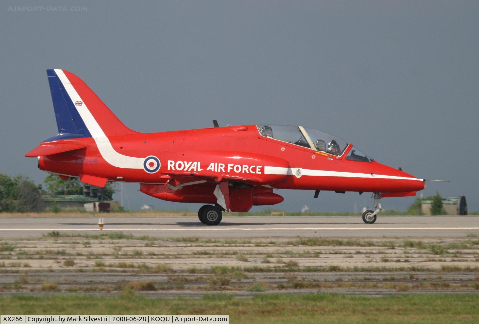 XX266, 1979 Hawker Siddeley Hawk T.1A C/N 102/312102, Quonset Point, RI 2008