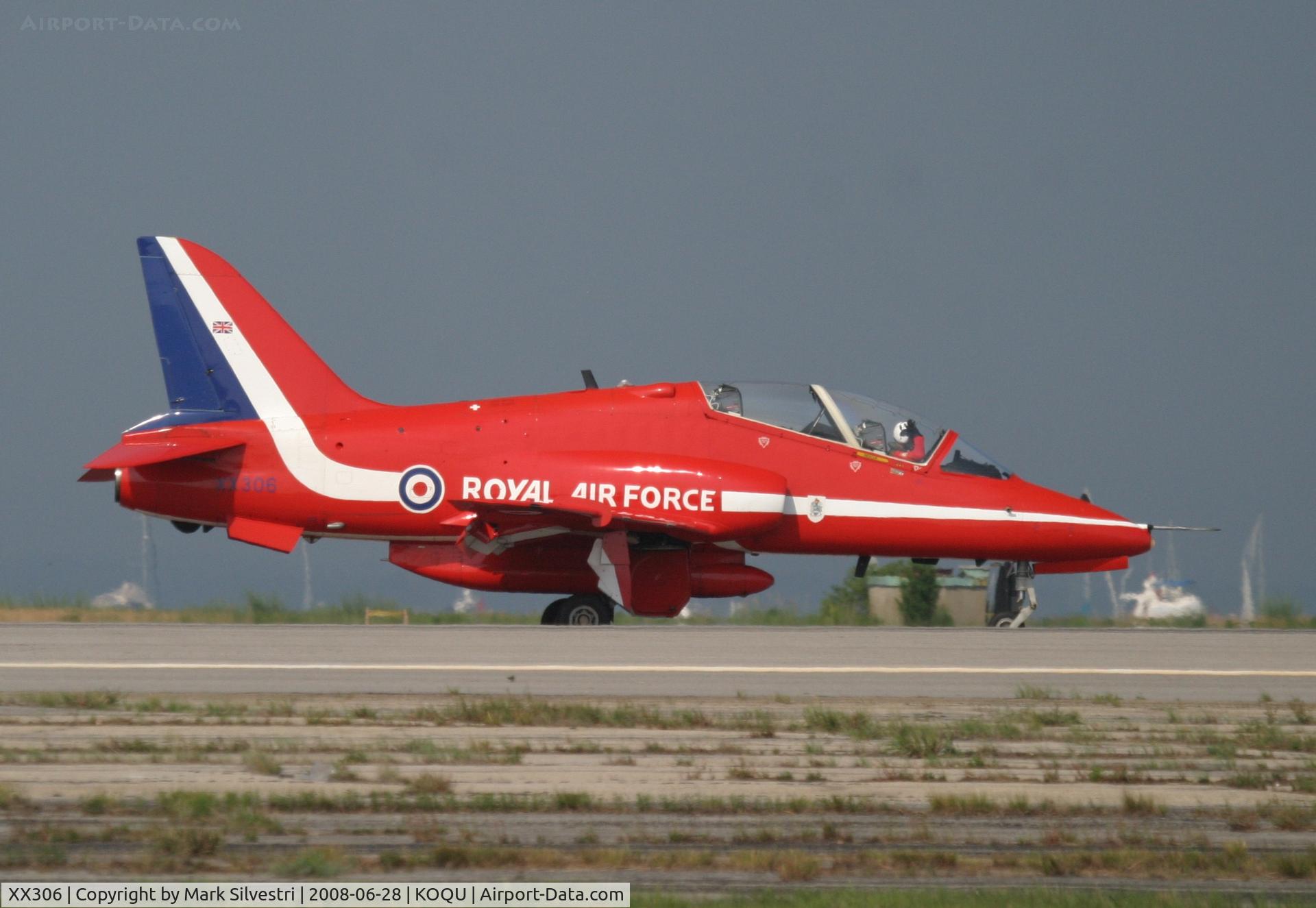 XX306, 1980 Hawker Siddeley Hawk T.1A C/N 141/312131, Quonset Point, RI 2008
