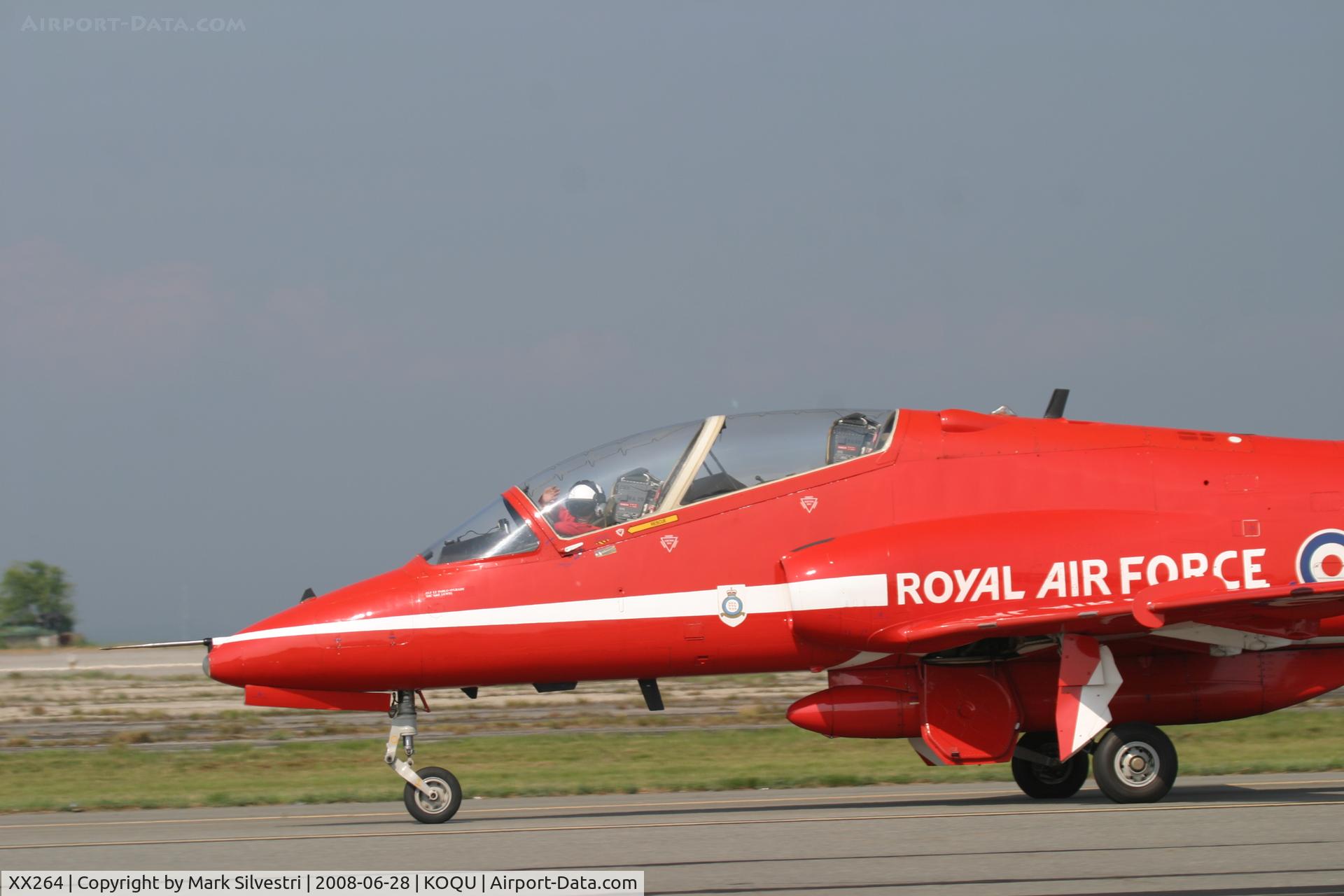 XX264, 1978 Hawker Siddeley Hawk T.1A C/N 100/312100, Quonset Point, RI 2008