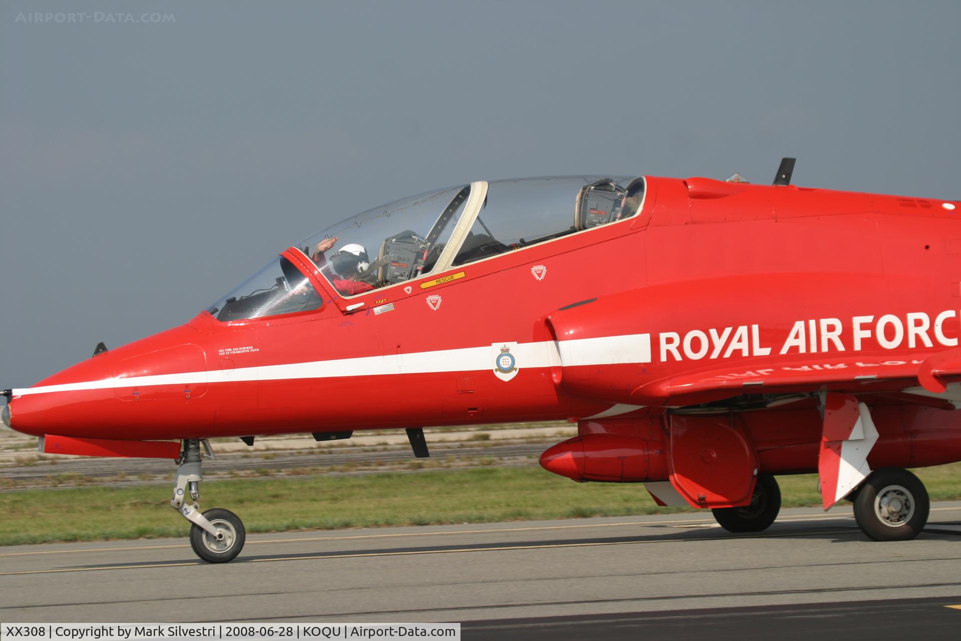 XX308, 1980 Hawker Siddeley Hawk T.1 C/N 143/312133, Quonset Point, RI 2008