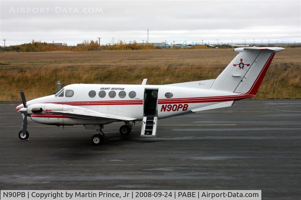 N90PB, 1976 Beech 200 King Air C/N BB-125, Grant Aviation Beech waiting on the North Ramp