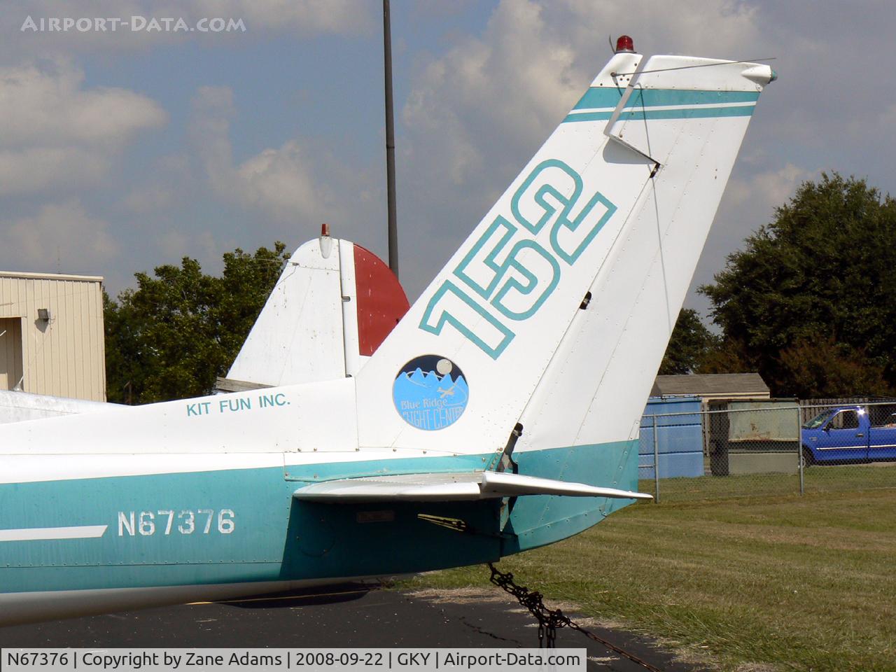 N67376, 1978 Cessna 152 C/N 15281792, At Arlington Municipal - this aircarft has not moved in many years.