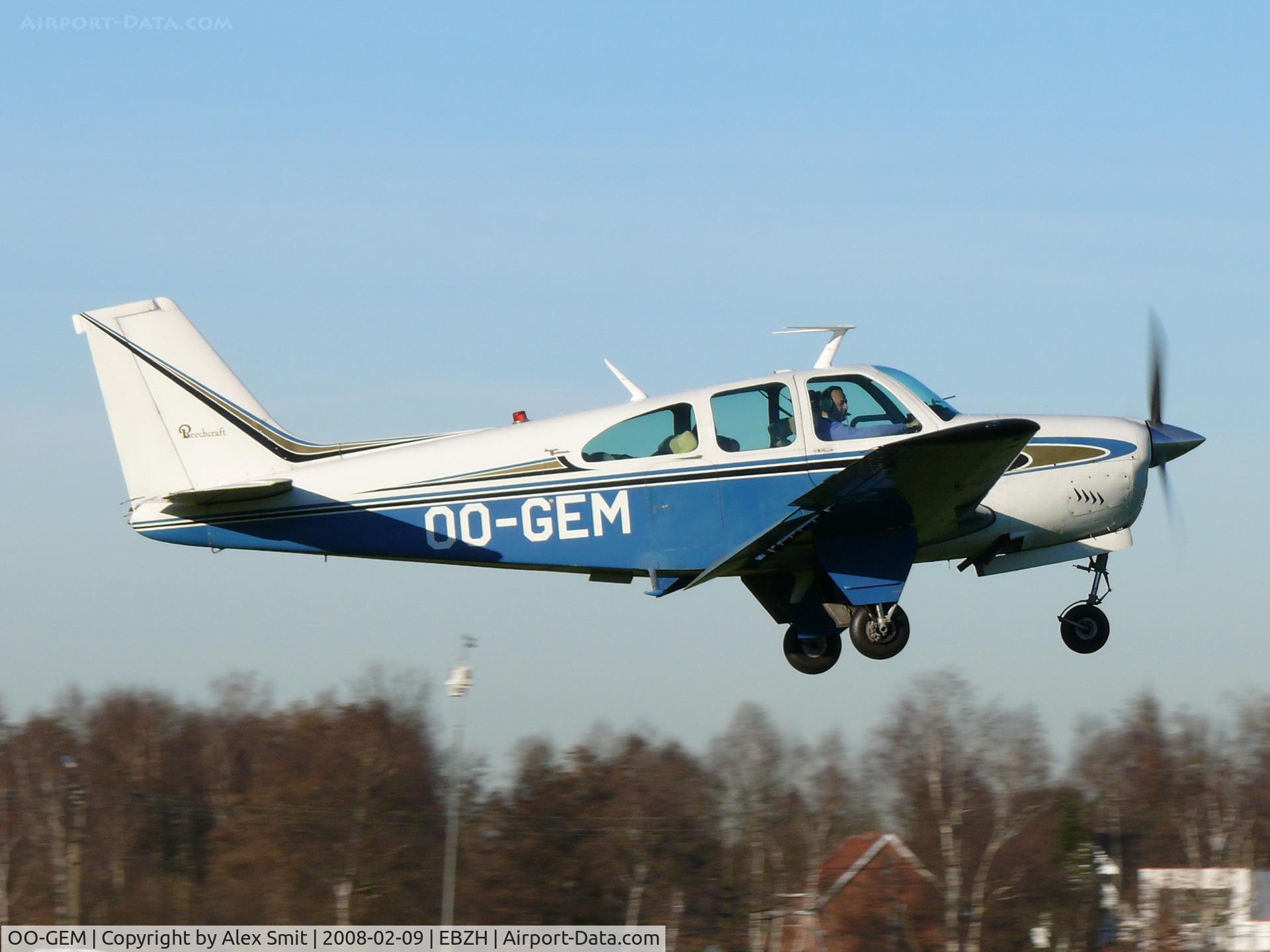 OO-GEM, 1967 Beech 35-C33 Debonair C/N CD-1090, Taking of in a nice wintersun