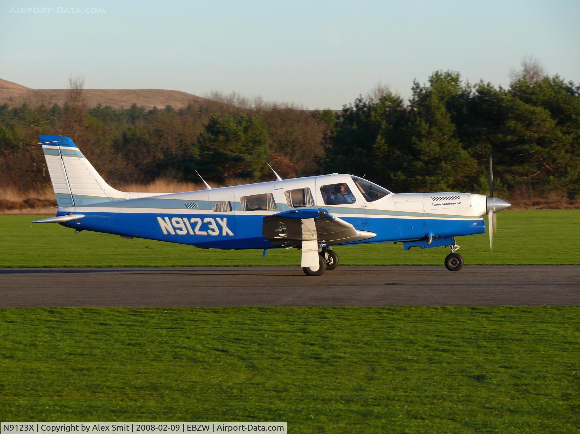 N9123X, 1987 Piper PA-32R-301 Saratoga C/N 3229003, Great sunlight