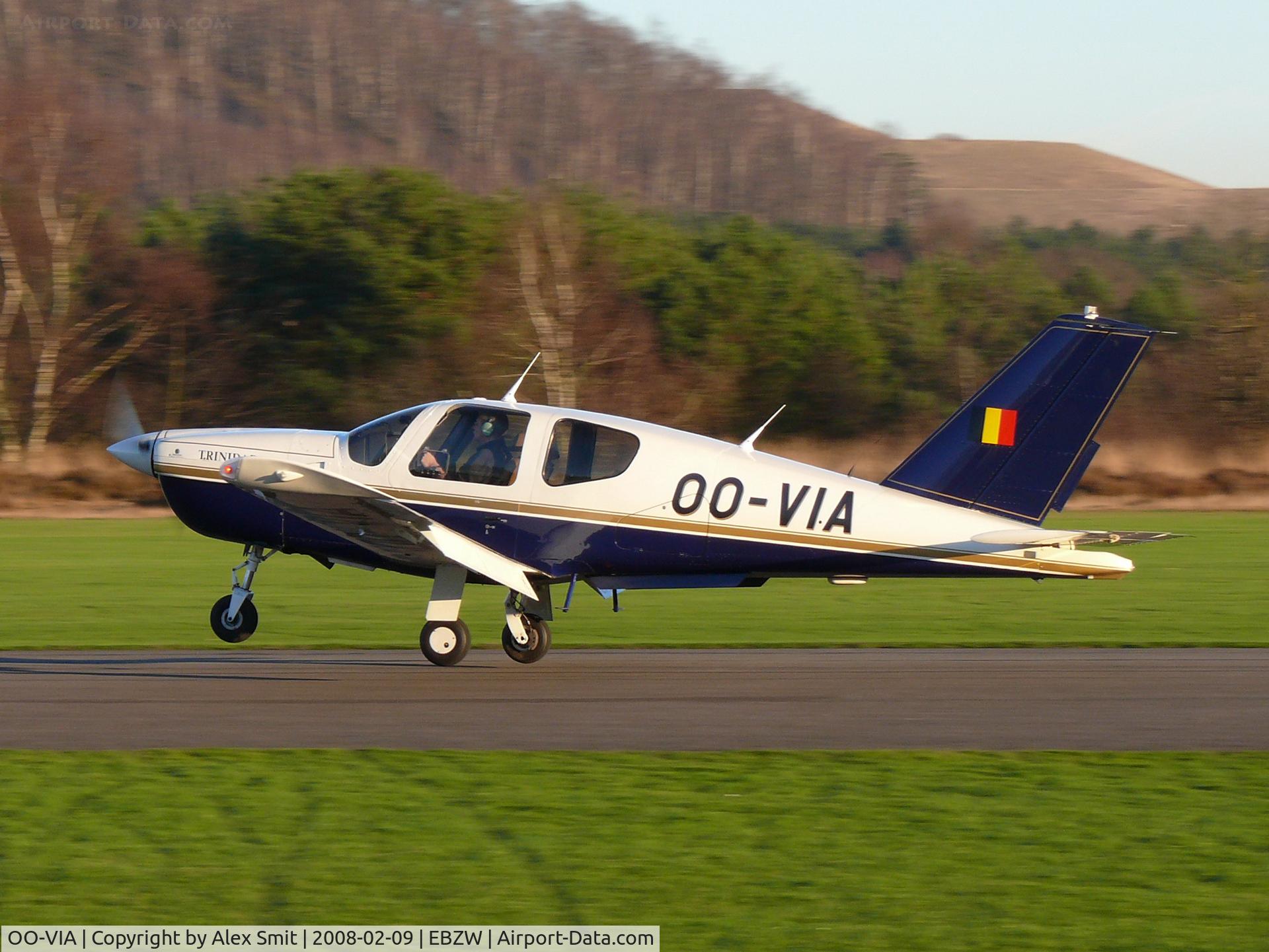 OO-VIA, 1990 Socata TB-20 Trinidad C/N 1031, Beautiful light