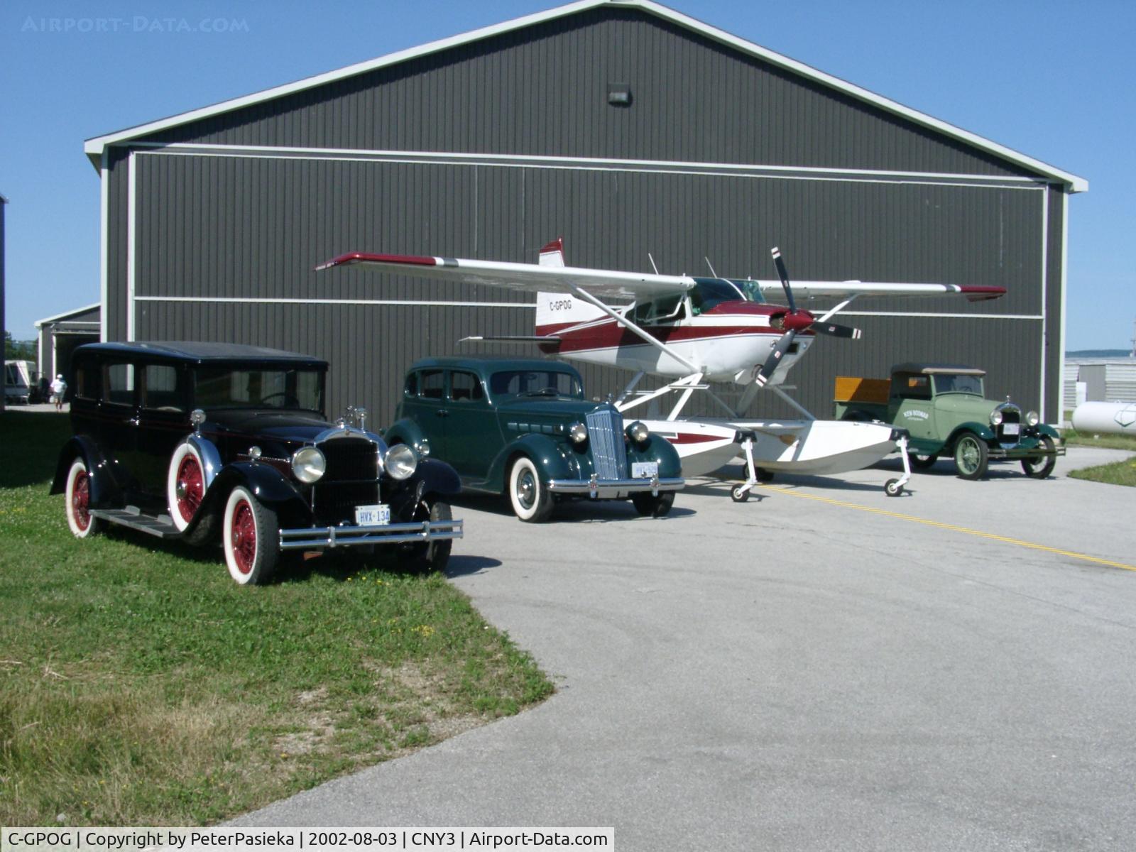 C-GPOG, 1980 Cessna A185F Skywagon 185 C/N 18504096, @ Collingwood Airport, ON