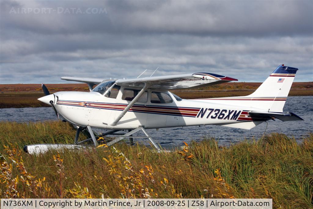N736XM, 1978 Cessna R172K Hawk XP C/N R1722870, Waiting for another fall flight